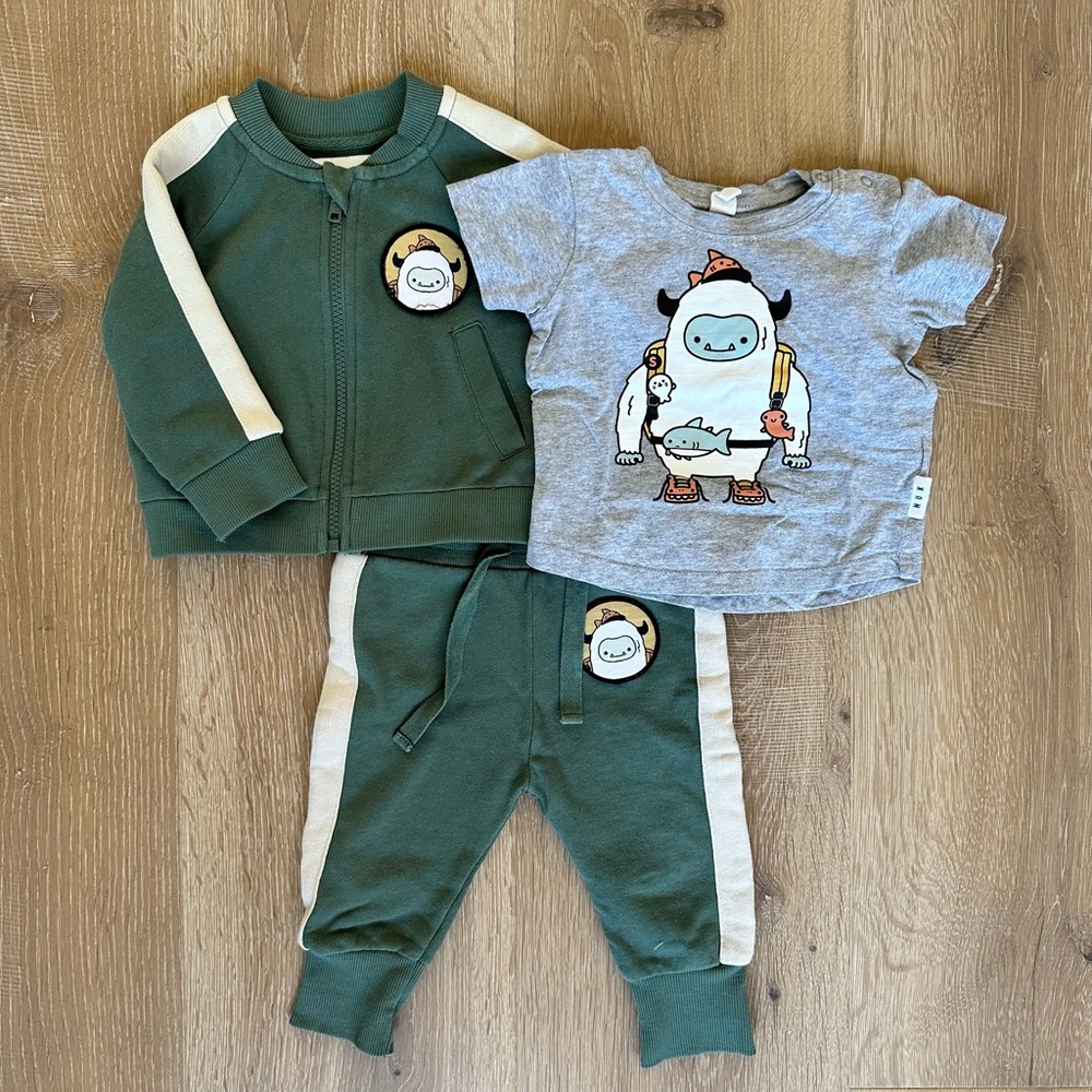 Huxbaby Yeti tracksuit and matching tshirt - 6-12 months